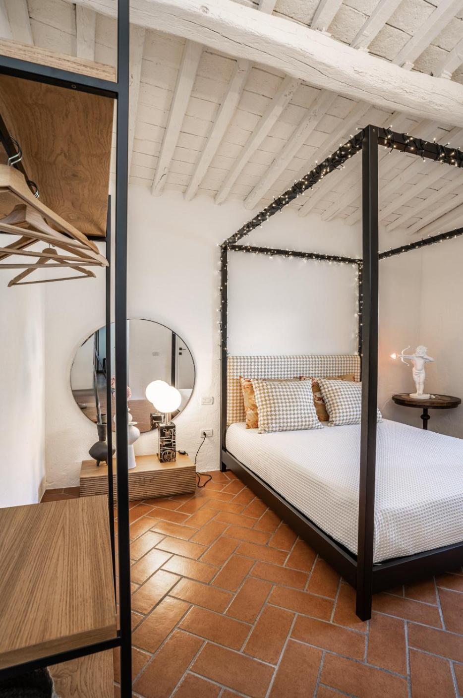 Scarlea Rooms Cecina  Ngoại thất bức ảnh