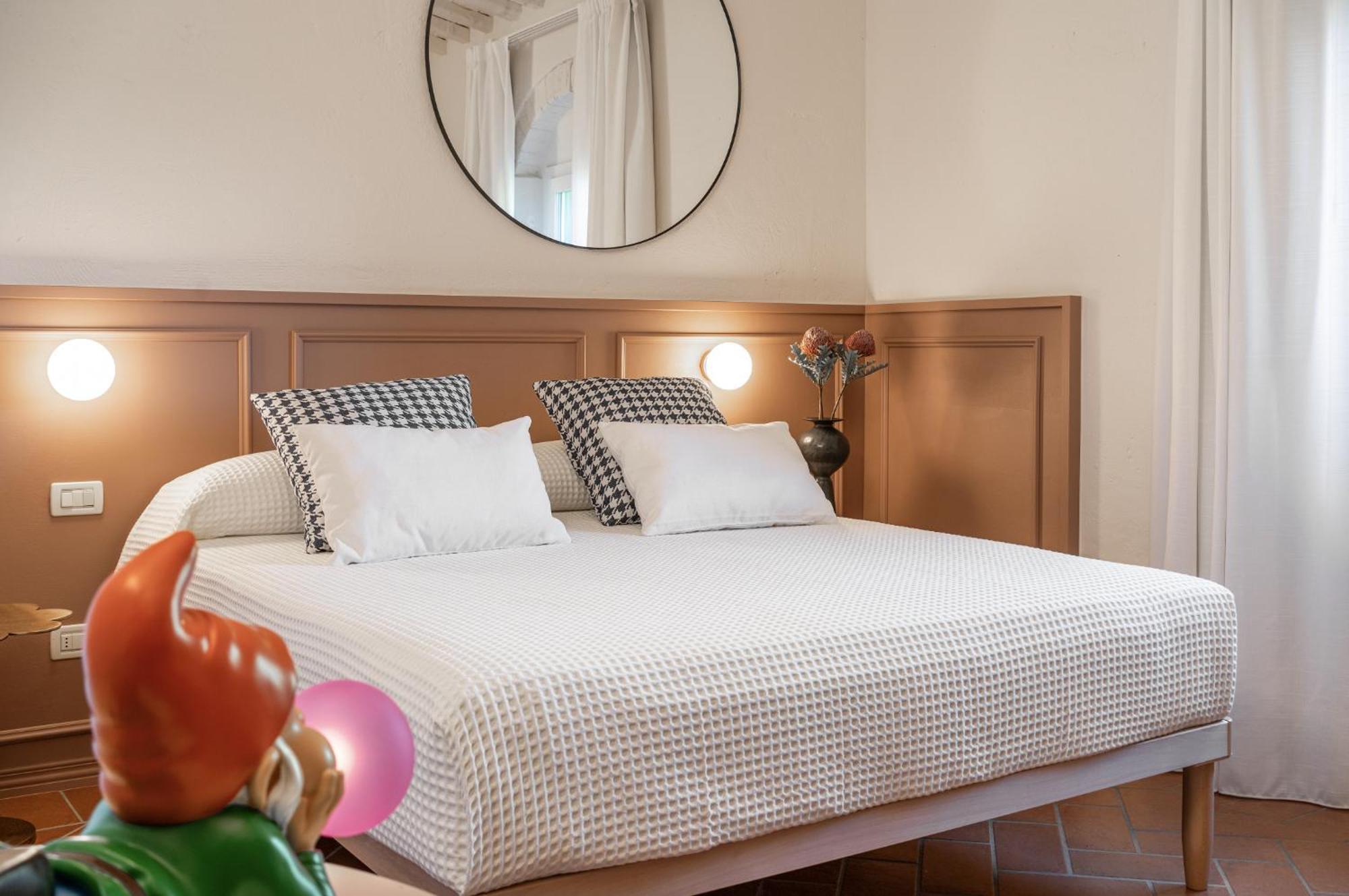 Scarlea Rooms Cecina  Ngoại thất bức ảnh